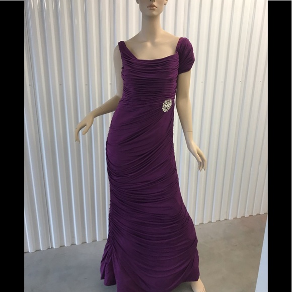 Liv by CM Couture evening gown - Picture 1 of 5